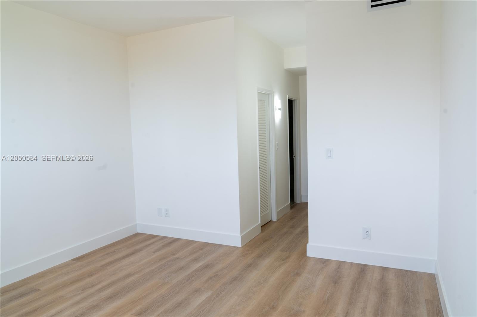 19390 Collins Ave # 24 Unit: PH-24