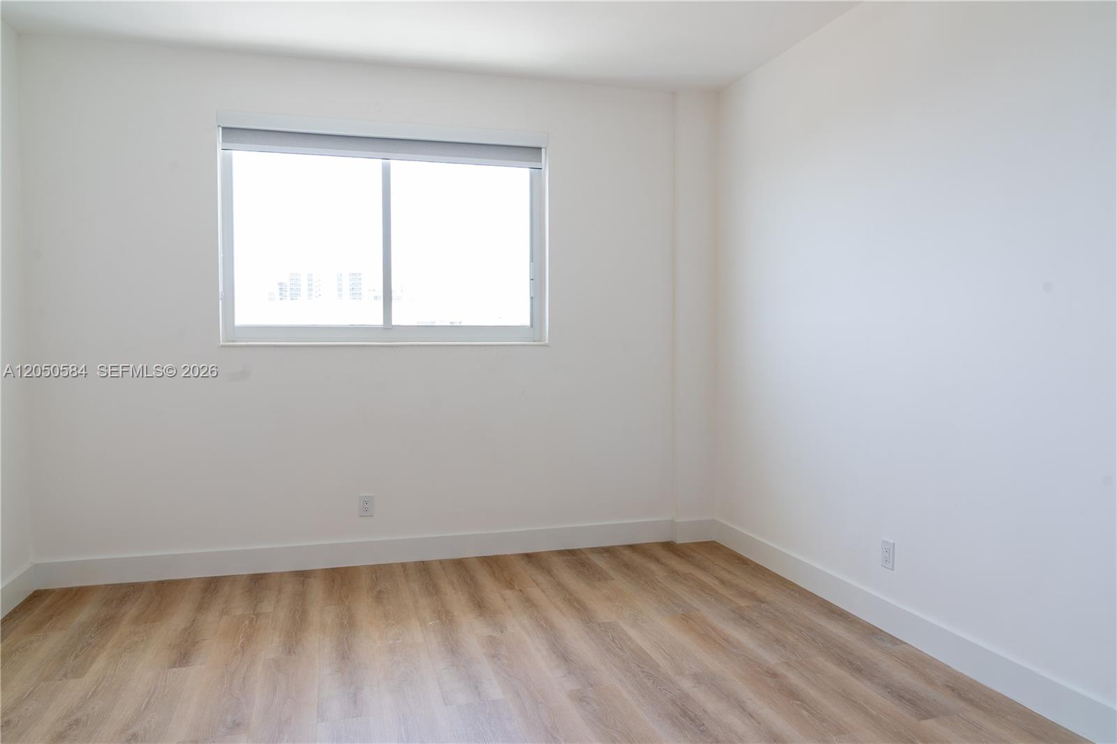 19390 Collins Ave # 24 Unit: PH-24