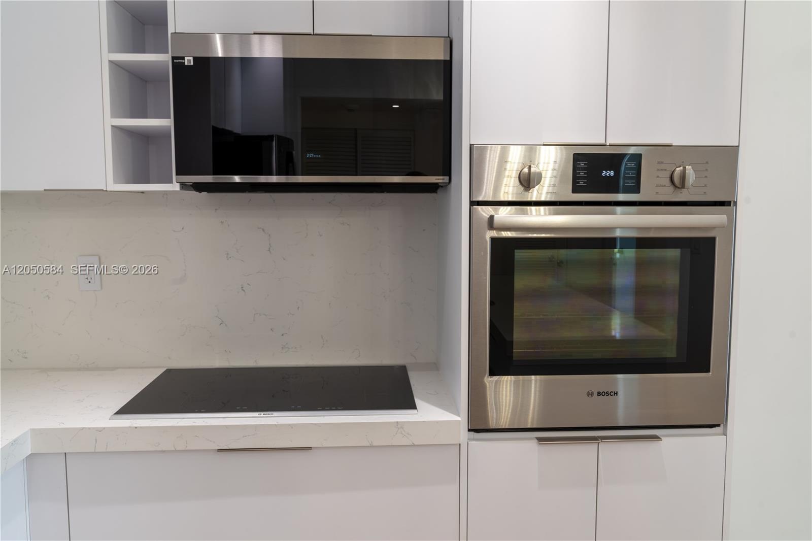 19390 Collins Ave # 24 Unit: PH-24