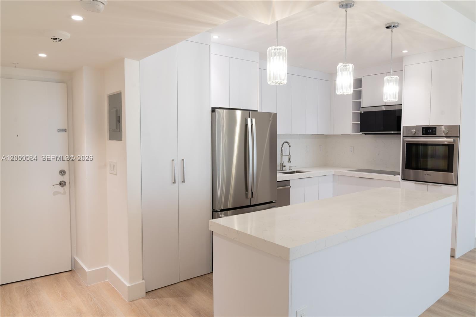 19390 Collins Ave # 24 Unit: PH-24