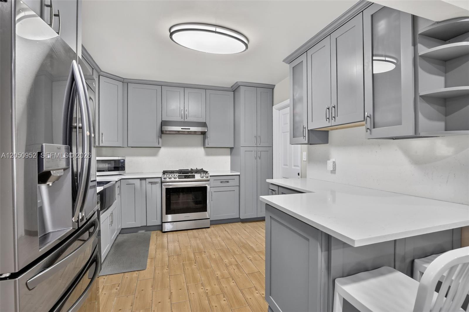 206 N 32nd Ave