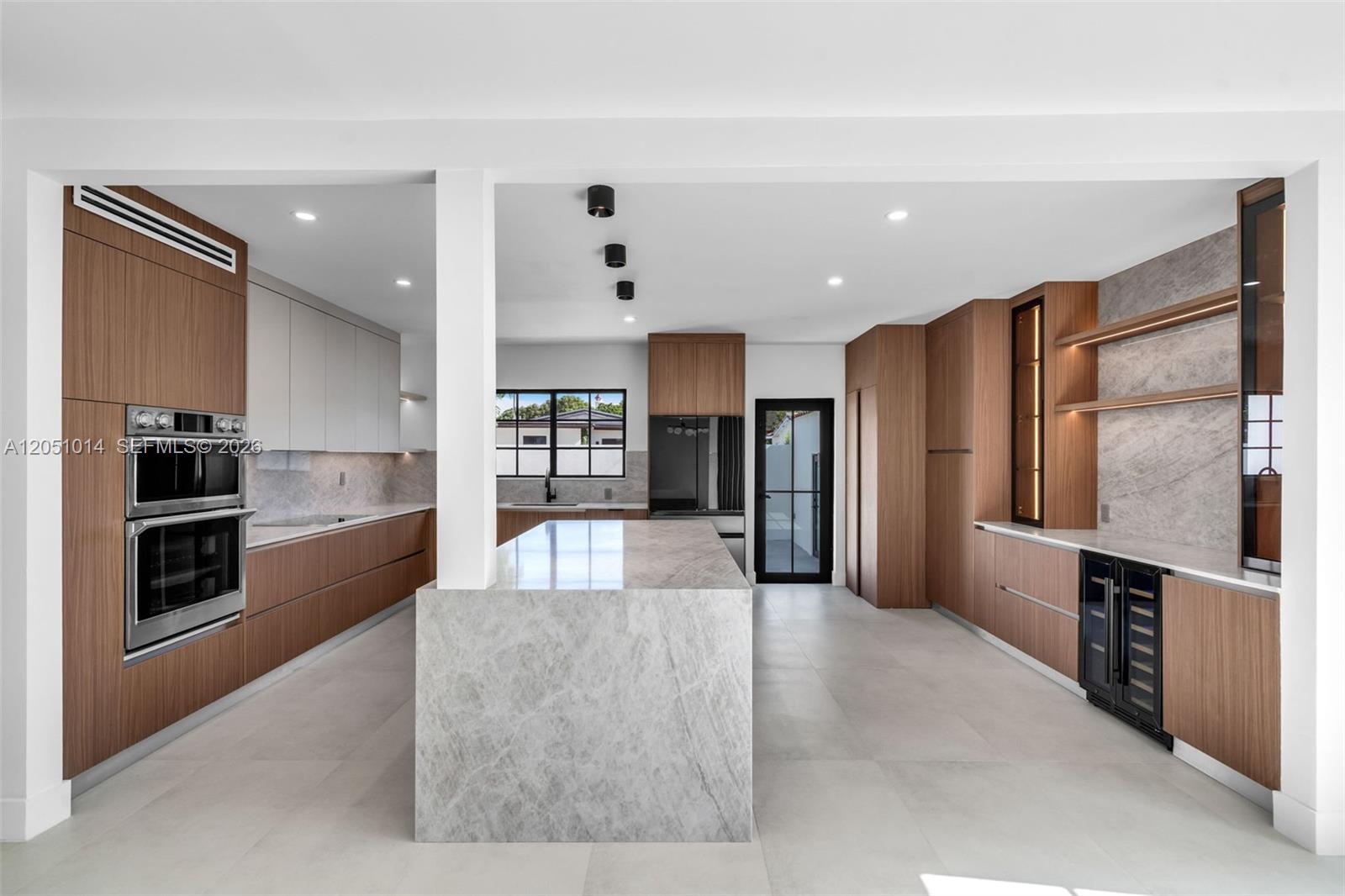 1760 SW 16th Ter