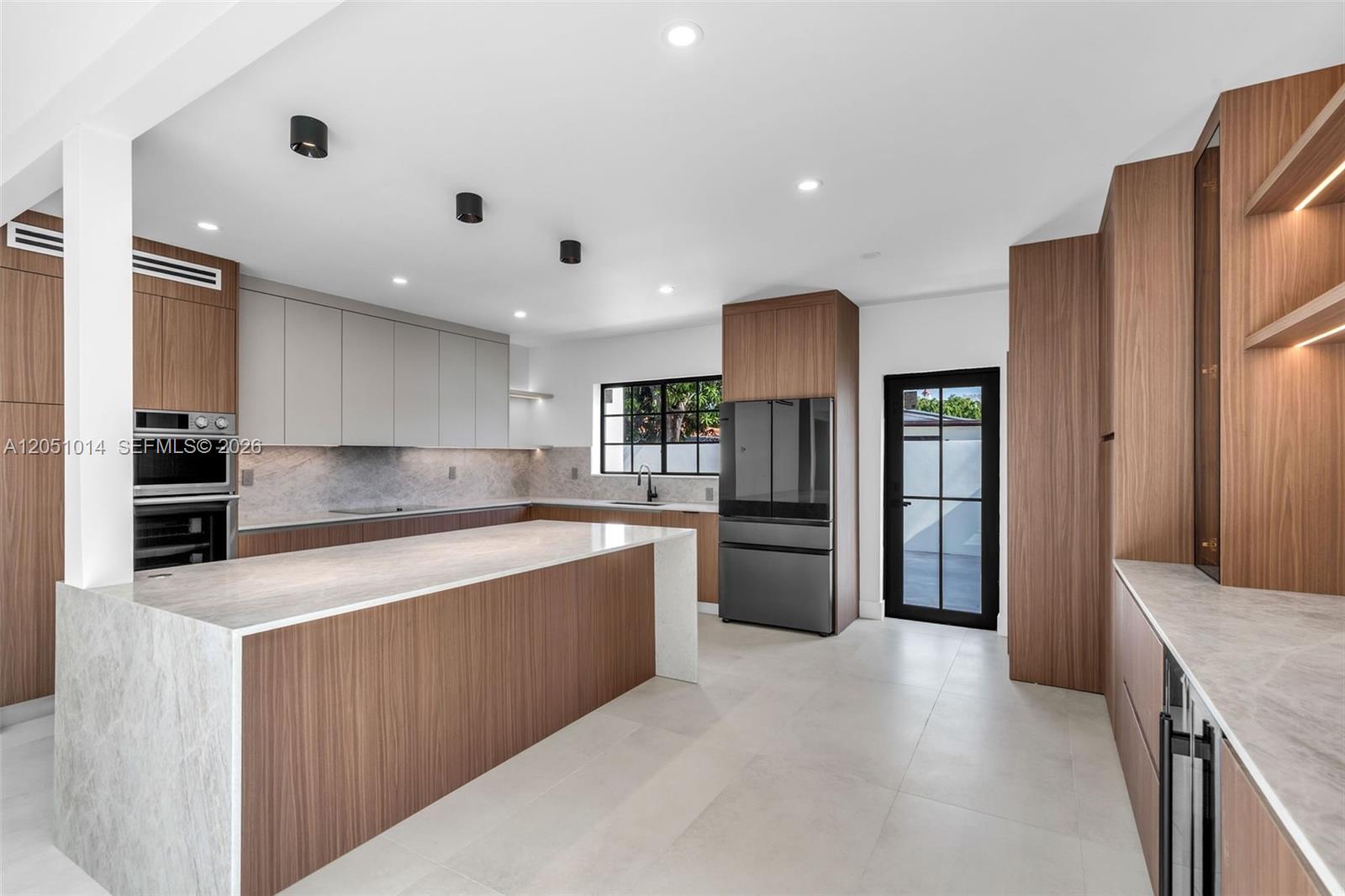 1760 SW 16th Ter