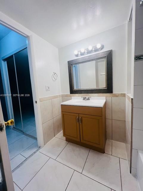 16410 Miami Dr # 209