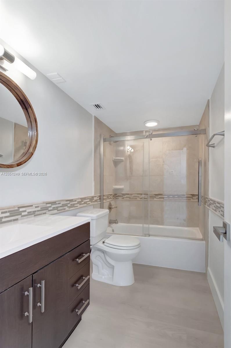 2851 S Ocean Blvd # 4M