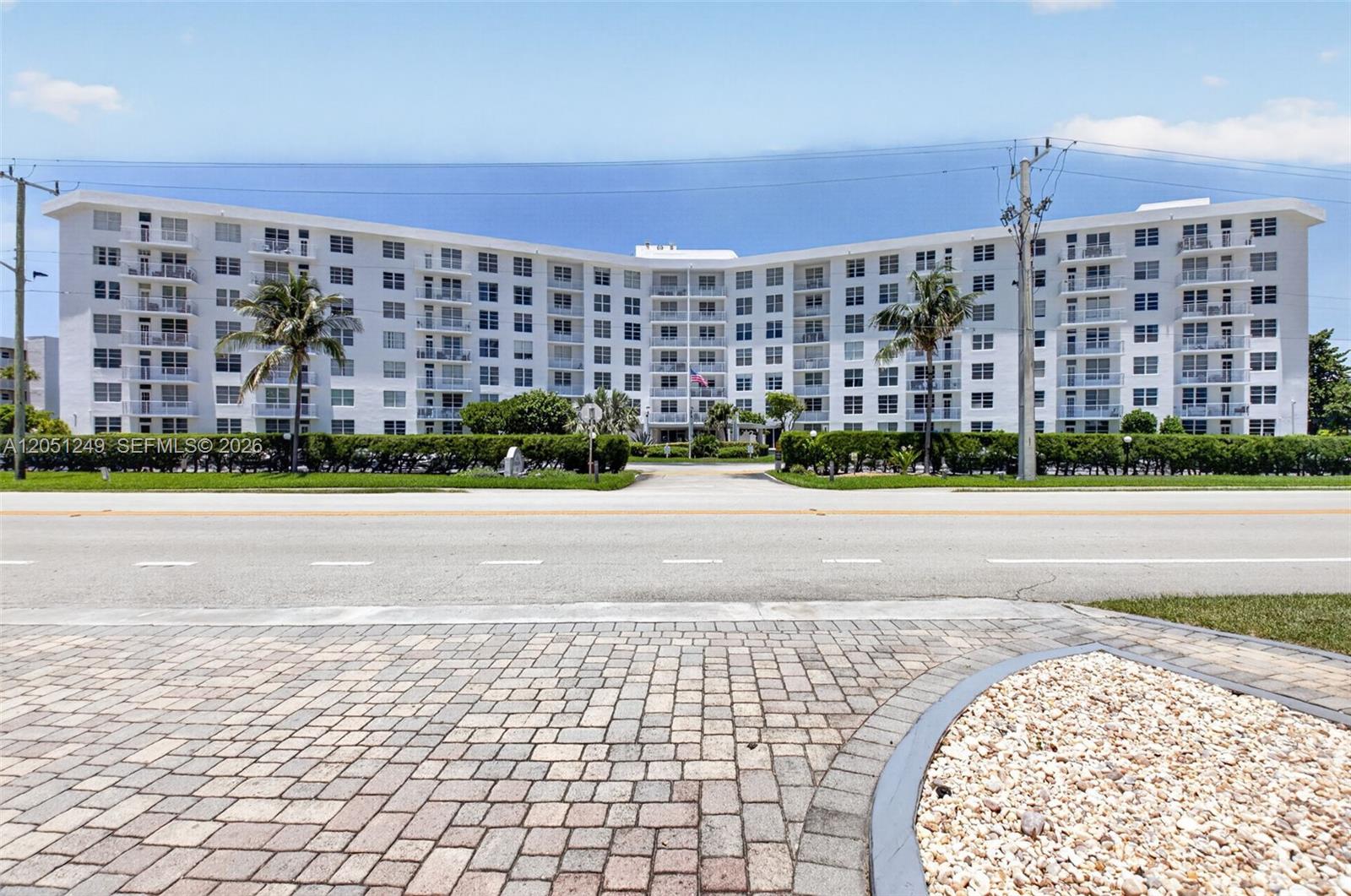 2851 S Ocean Blvd # 4M