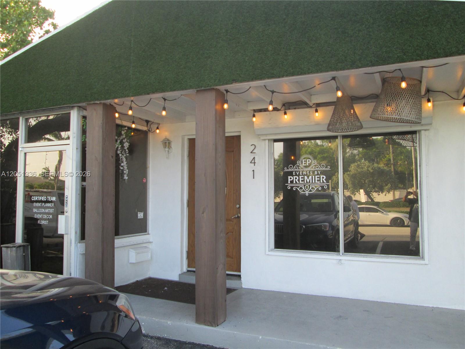 241 E Commercial Blvd