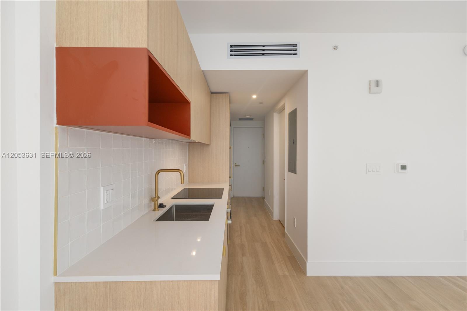 90 NE 32nd ST # 815
