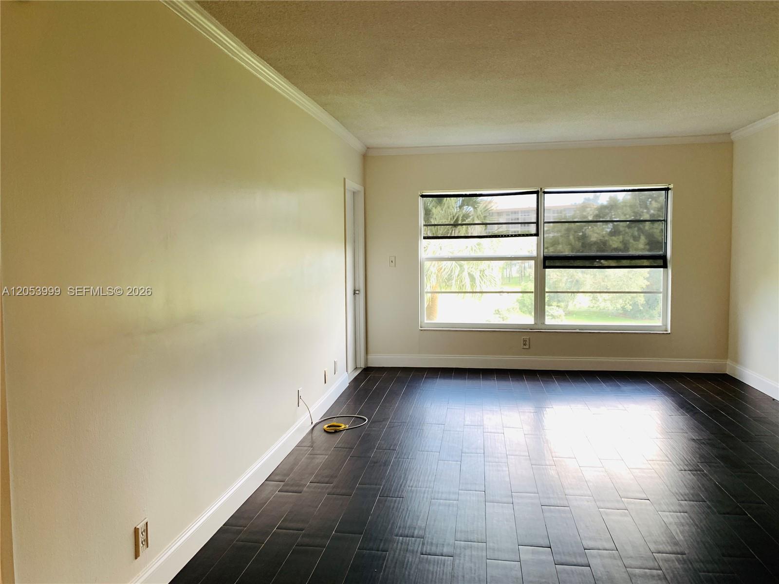 2850 N Palm Aire Dr # 404