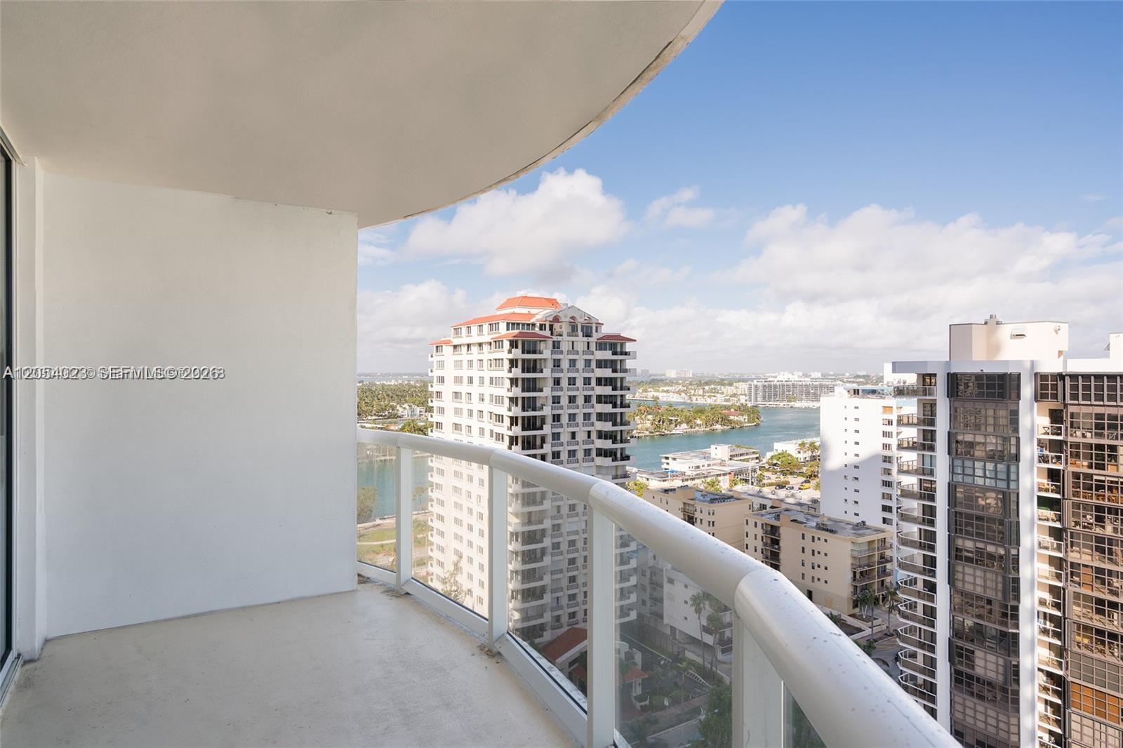 6365 Collins Ave # 1811