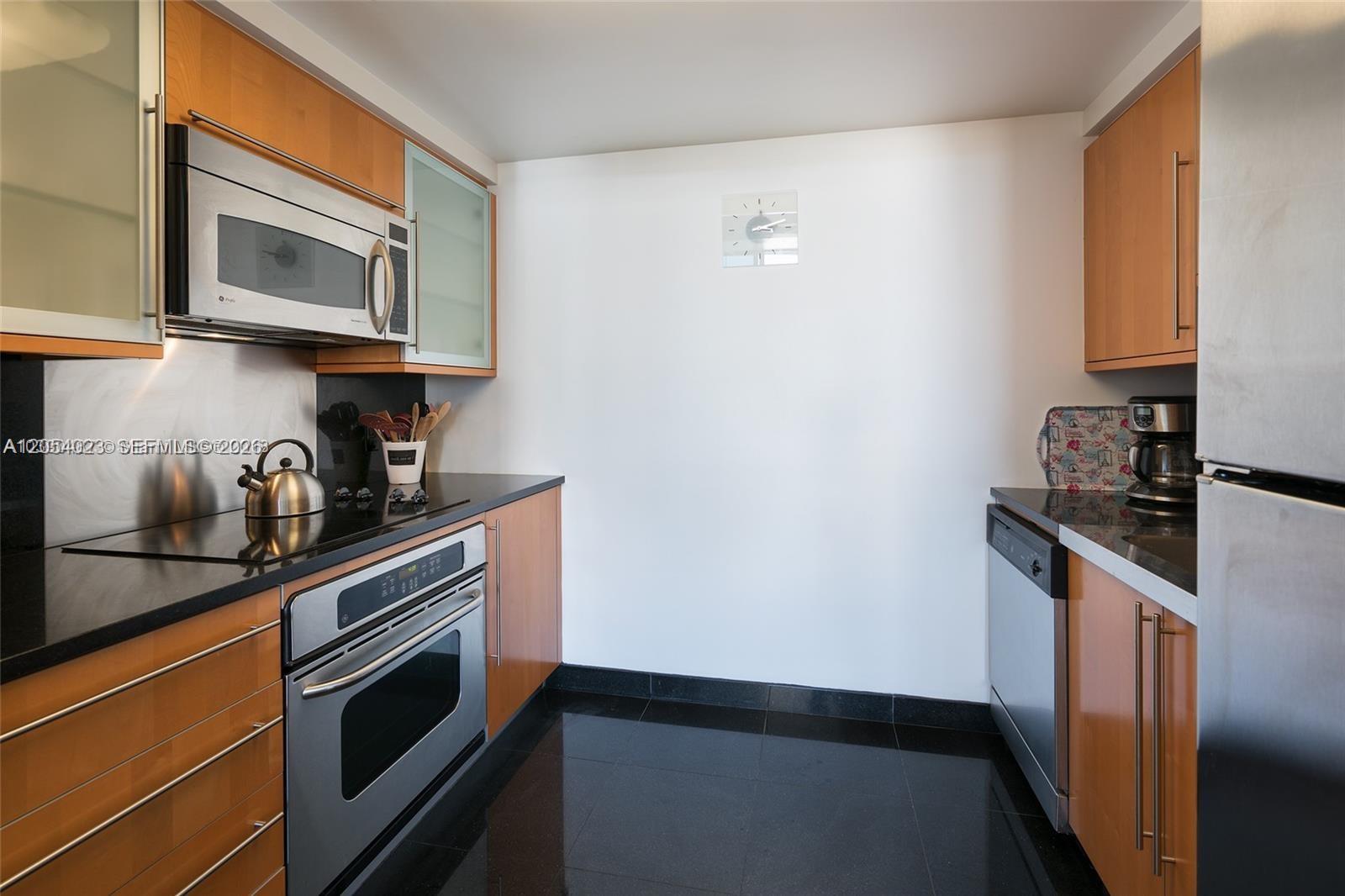 6365 Collins Ave # 1811