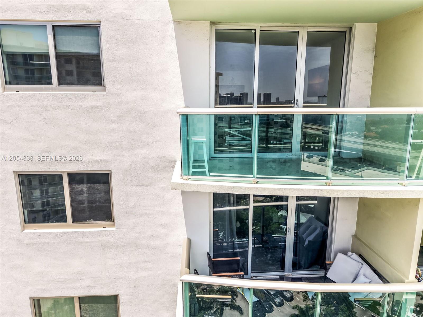 19380 Collins Ave # 1423