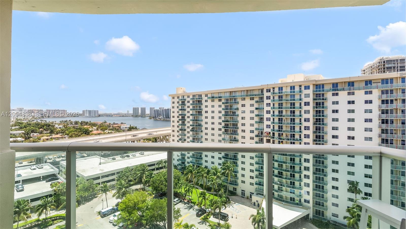 19380 Collins Ave # 1423