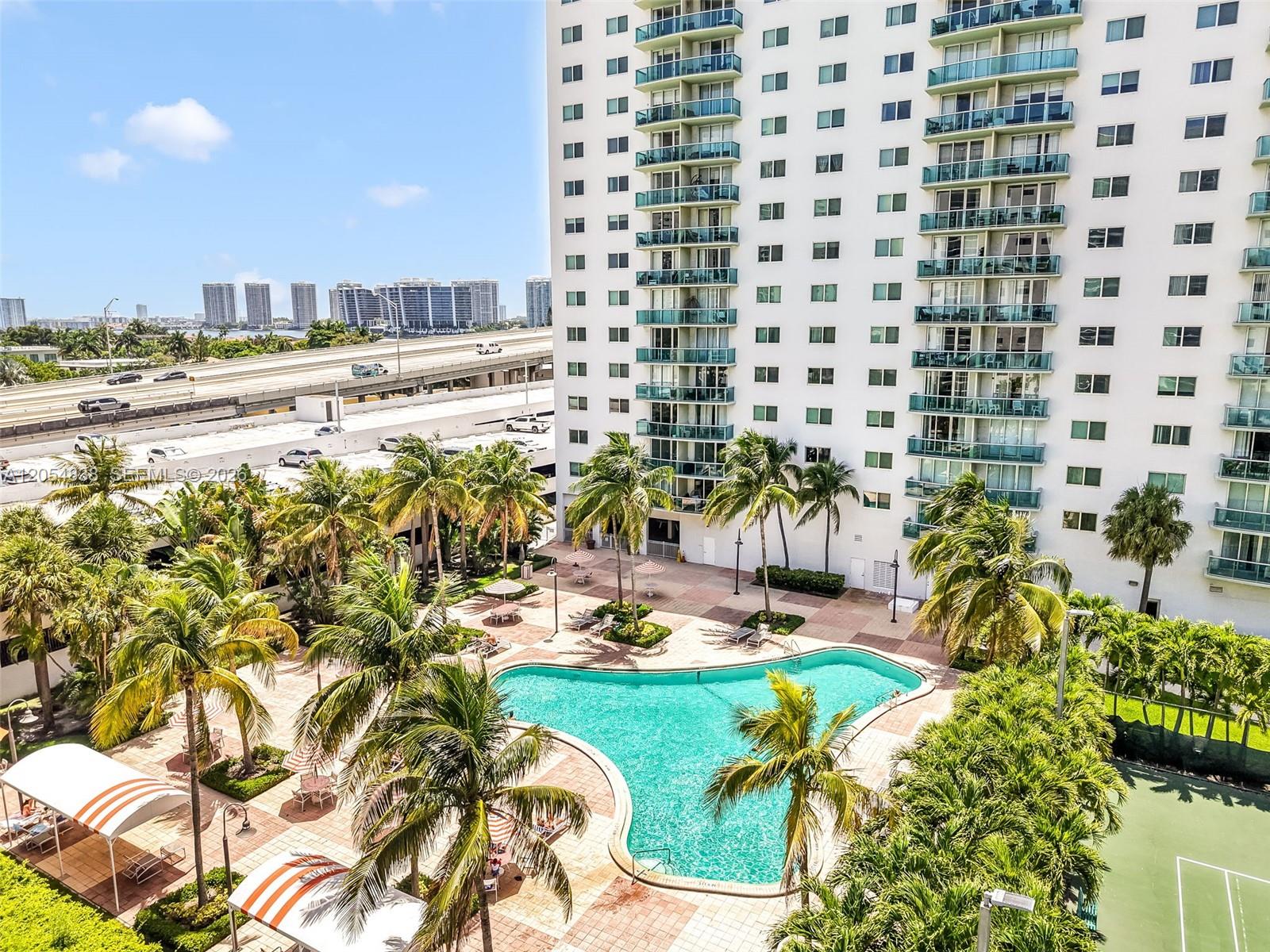 19380 Collins Ave # 1423