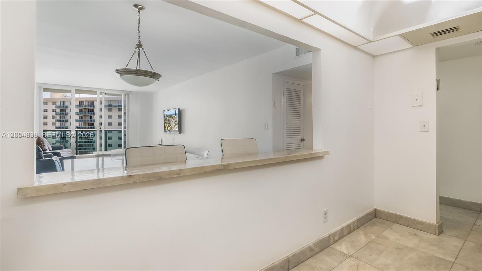 19380 Collins Ave # 1423