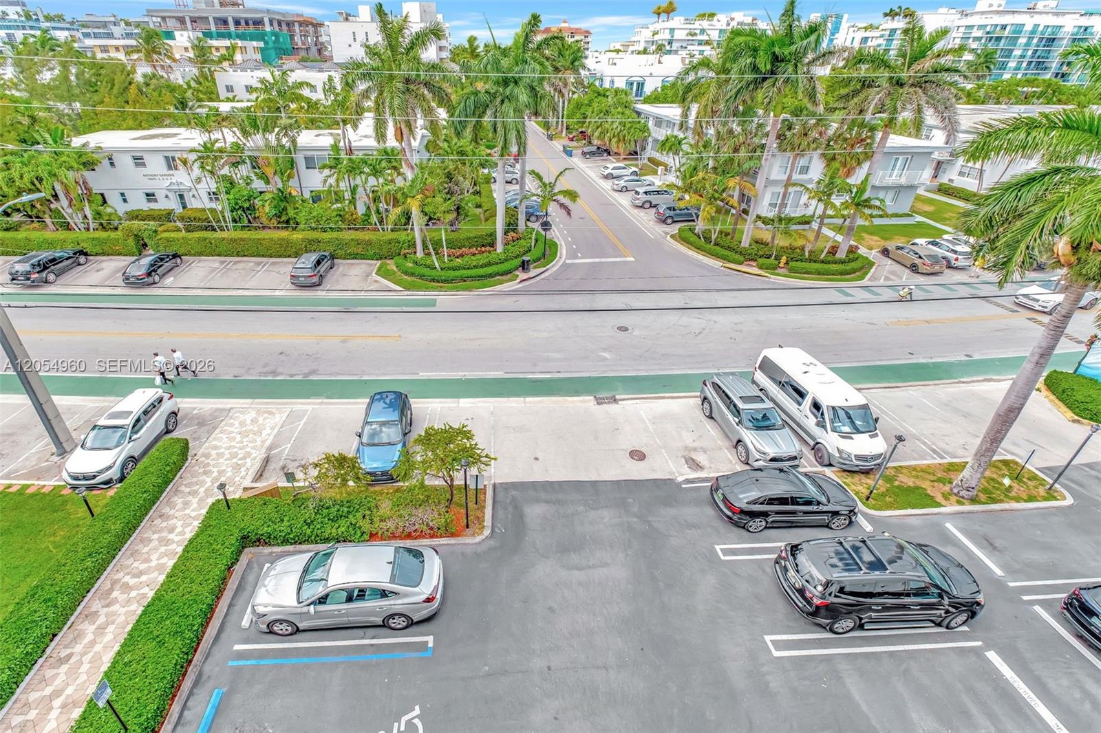 10101 E Bay Harbor Dr # 502