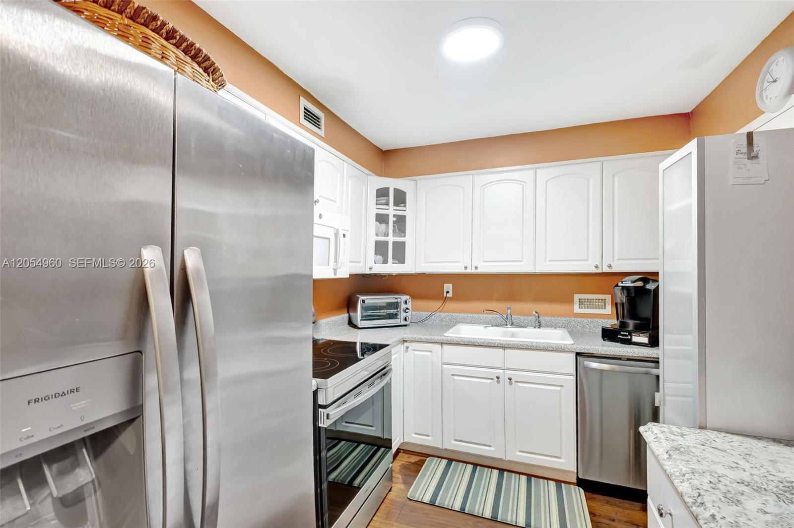 10101 E Bay Harbor Dr # 502