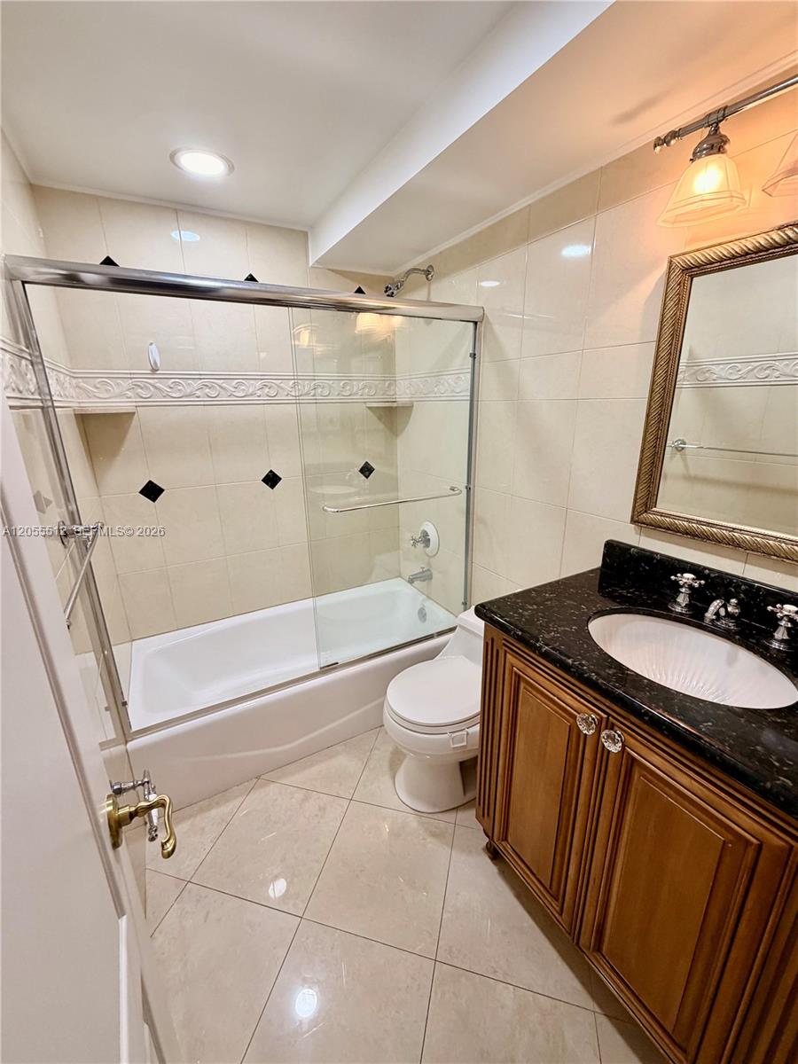 6301 N University Dr # 217