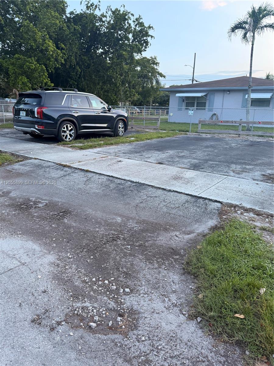 1502 N 57th Ter # 1502