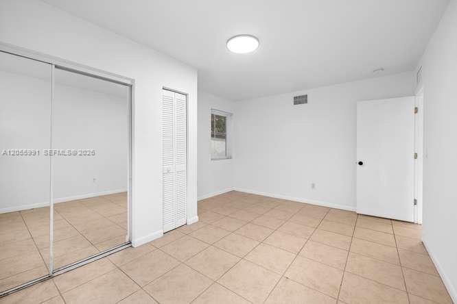 573 NE 82nd St # 5