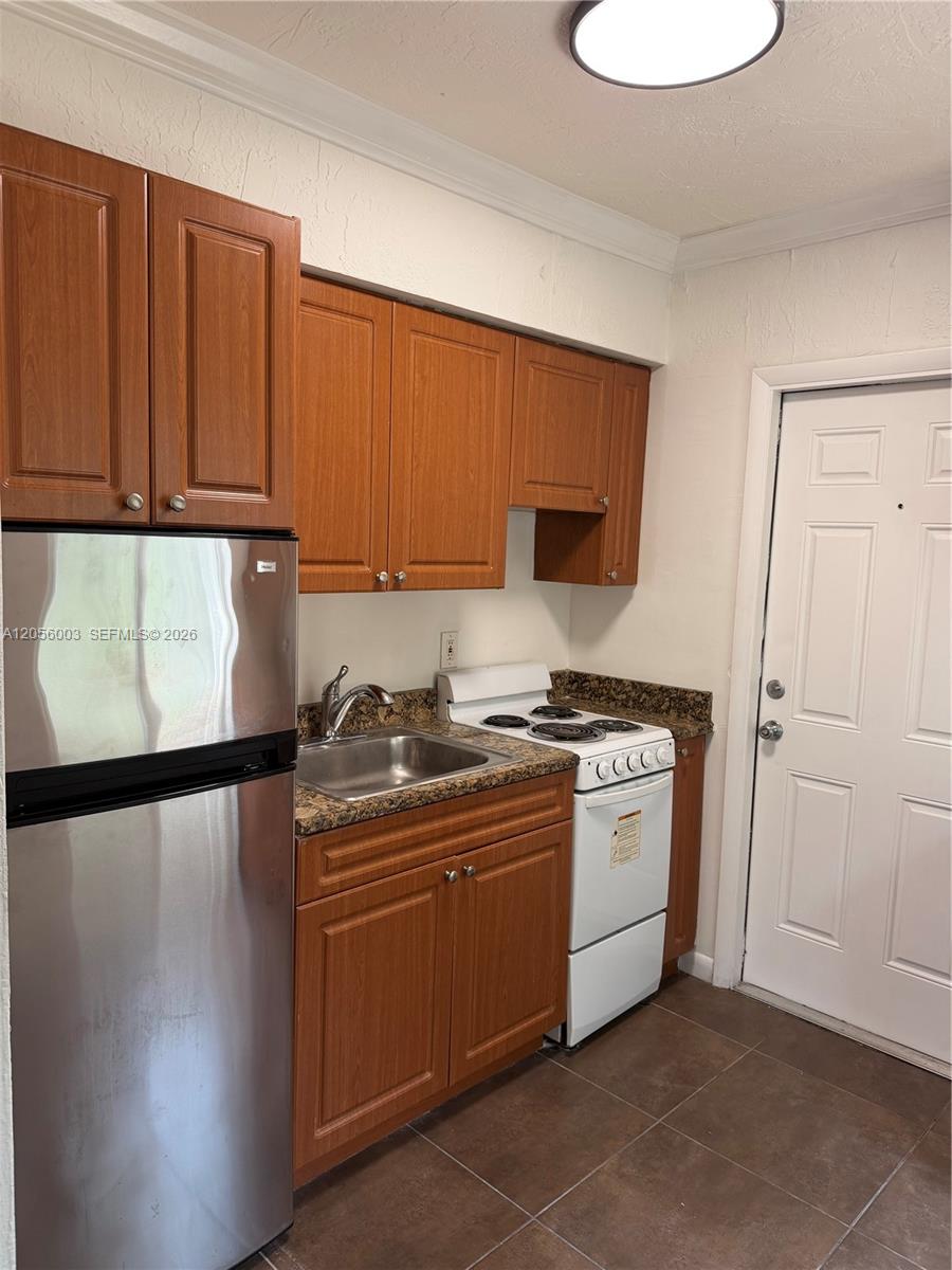 520 NE 82nd Ter # 1