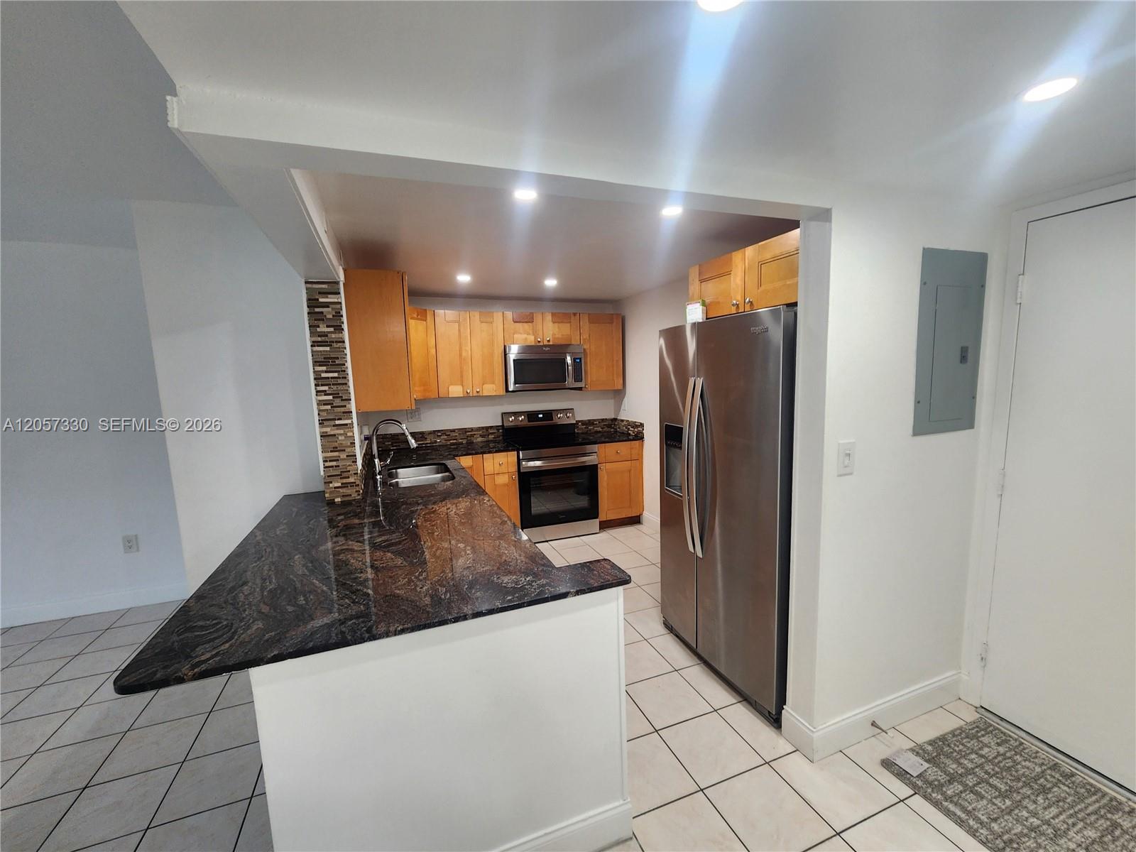 4384 NW 9th Ave # 1D Unit: 19-1D
