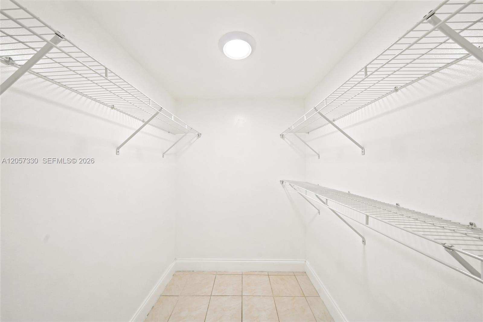 4384 NW 9th Ave # 1D Unit: 19-1D