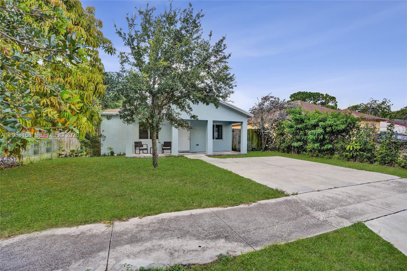 2820 NW 4th St