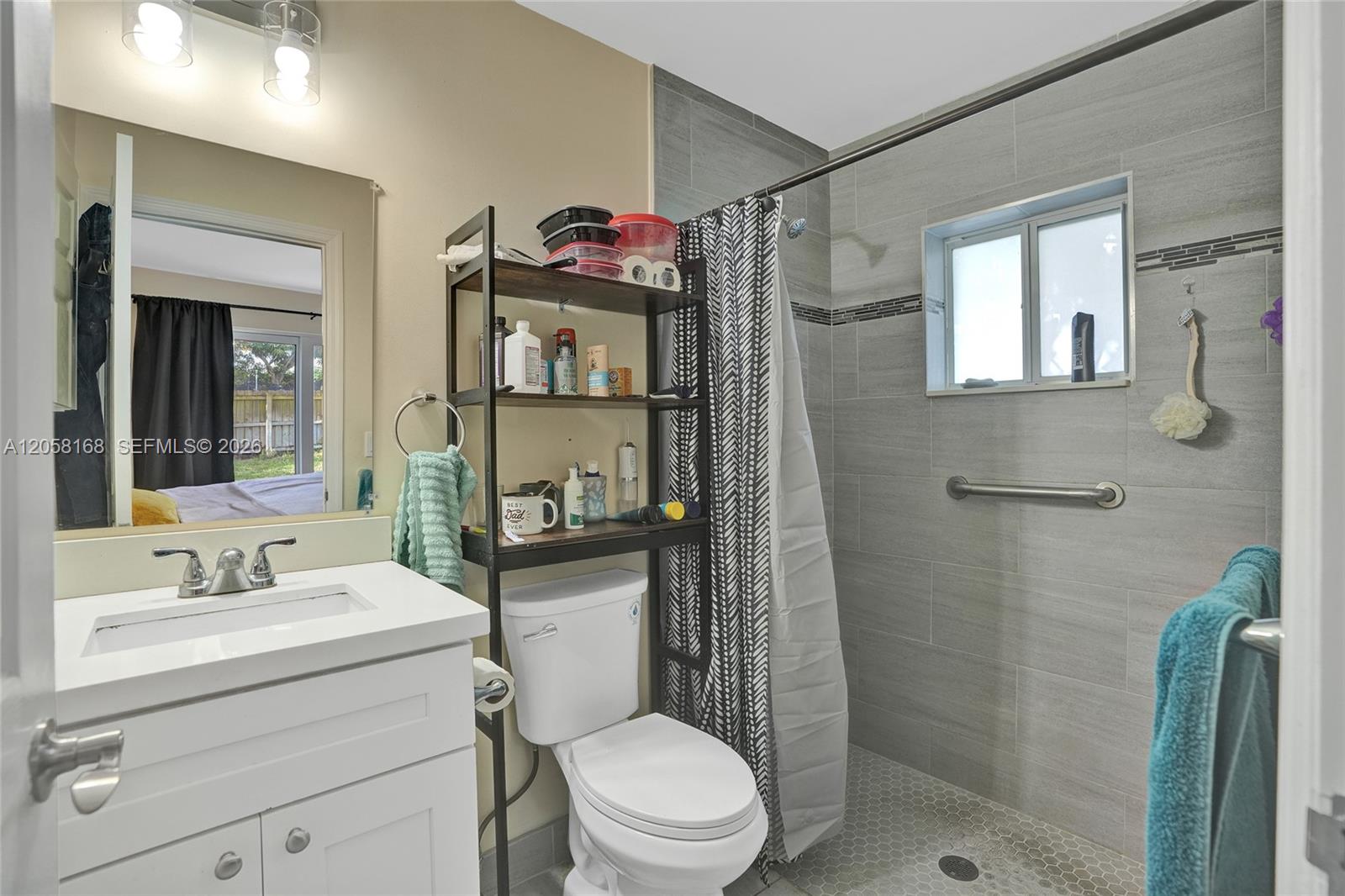 2820 NW 4th St