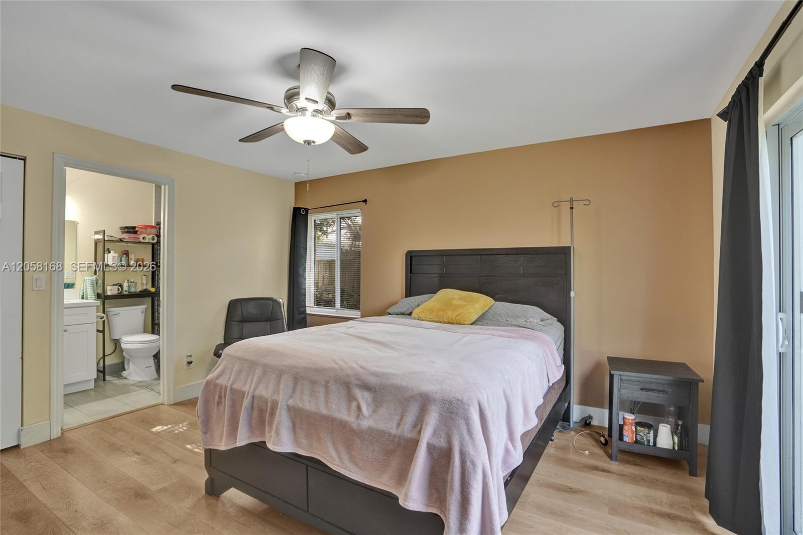 2820 NW 4th St