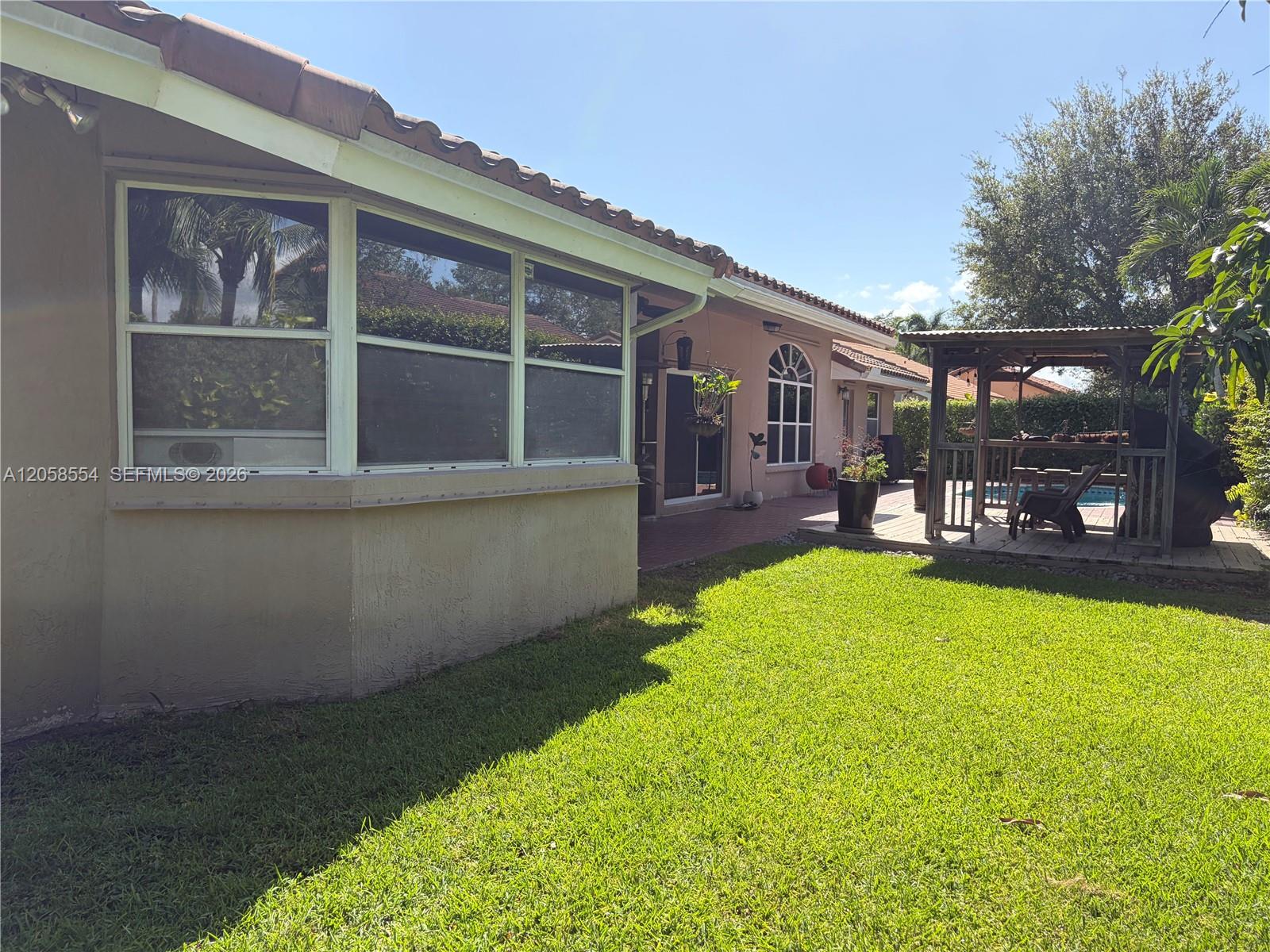 19450 NW 7th St