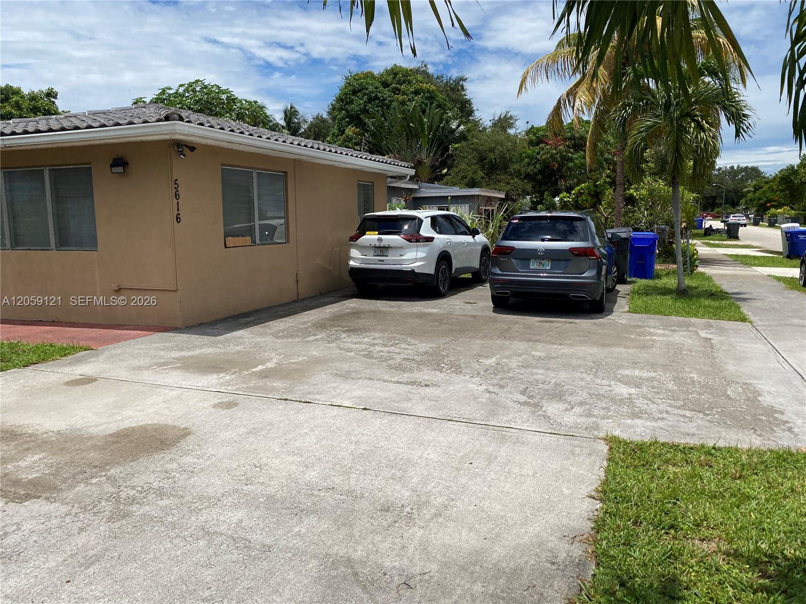 5616 Arthur St Unit: South