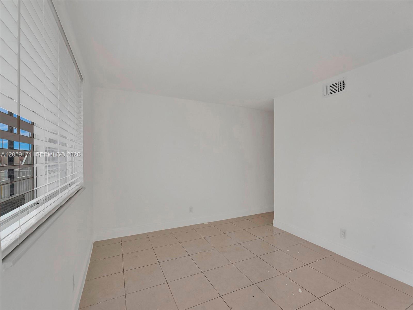 14190 W Dixie Hwy # 1