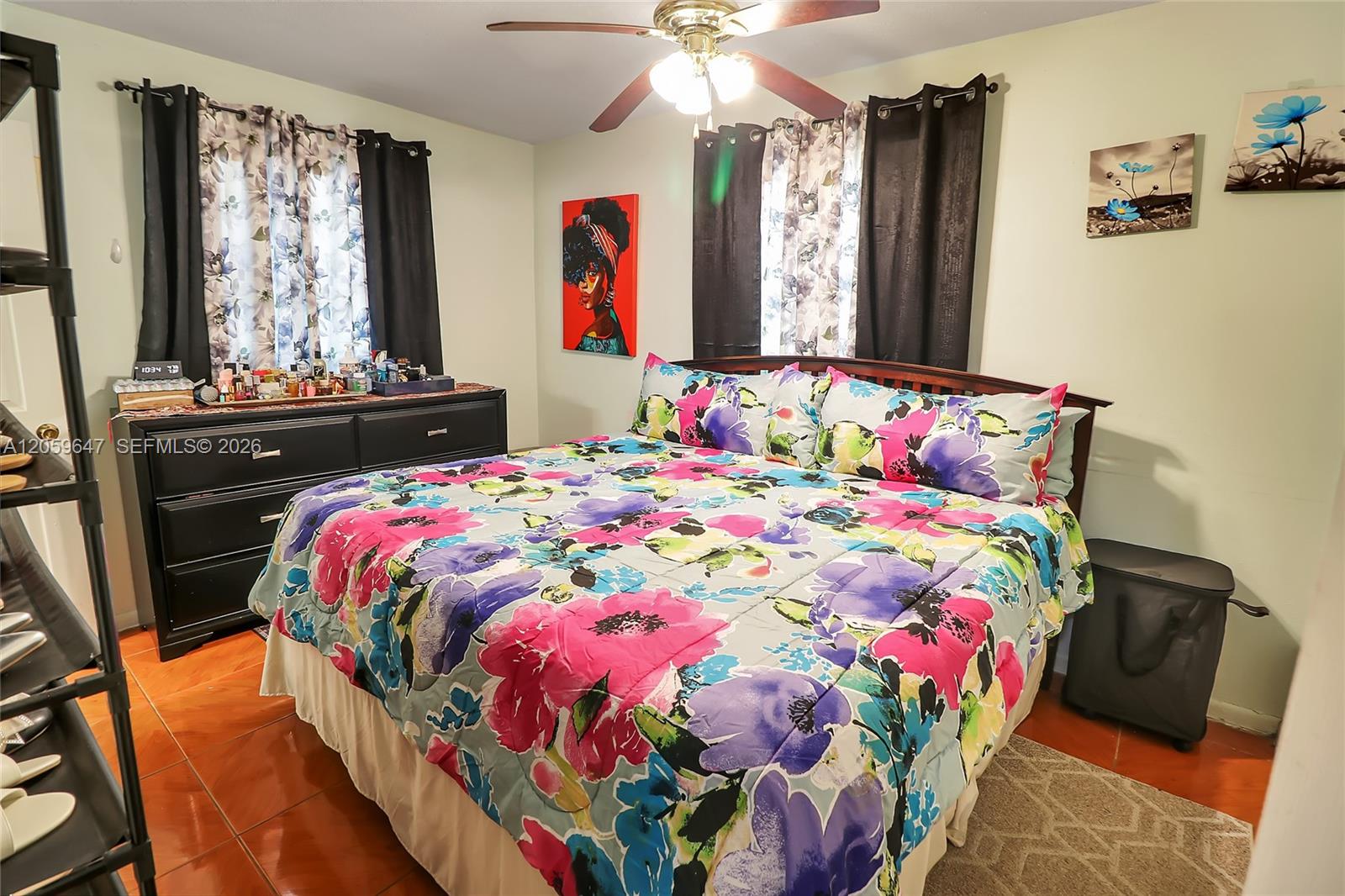 5921 NW 15th St