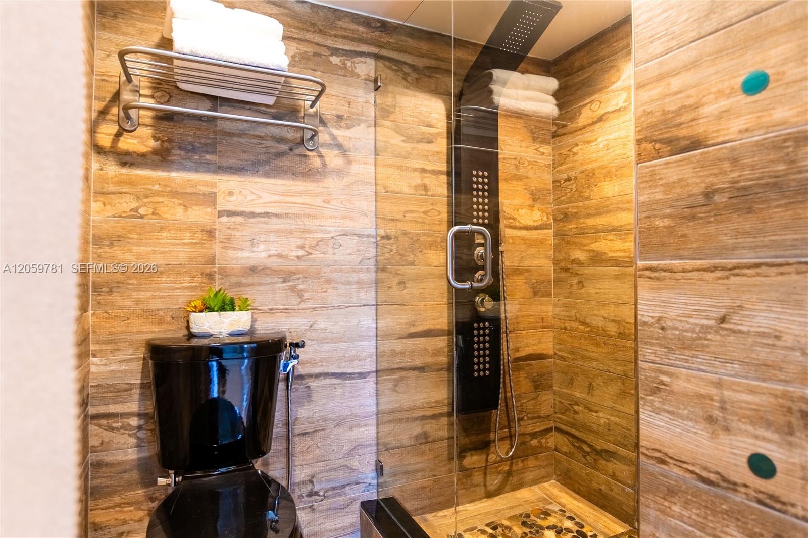 1508 S WHITEHALL # 206