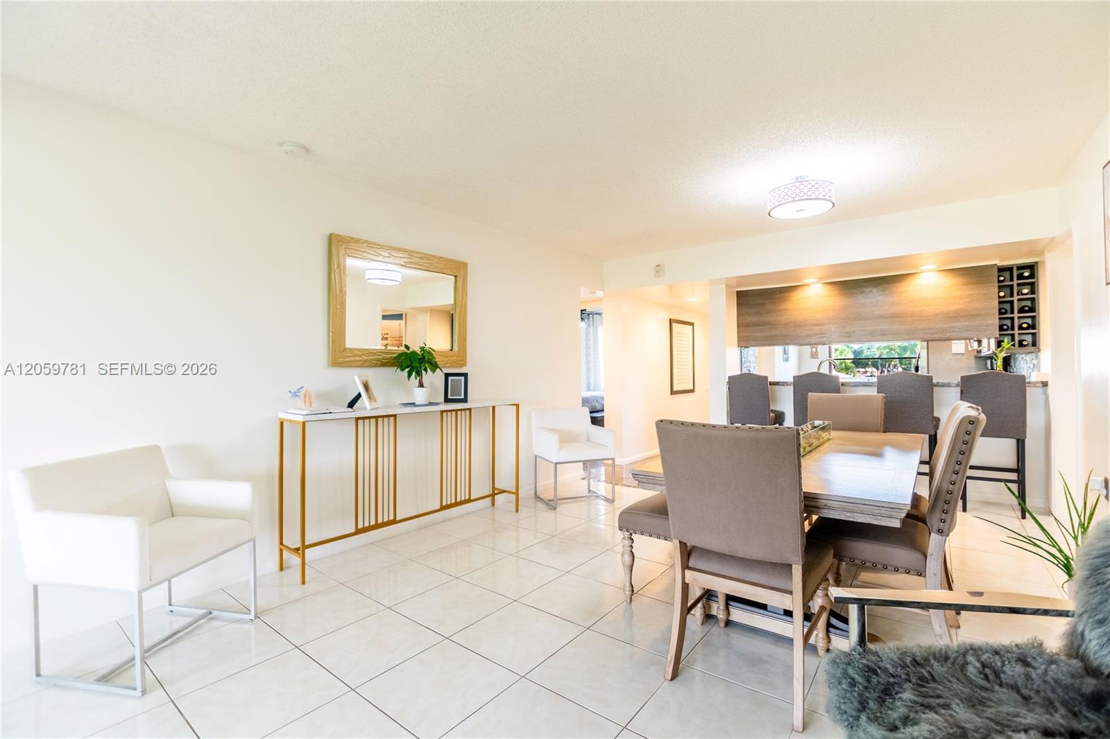 1508 S WHITEHALL # 206