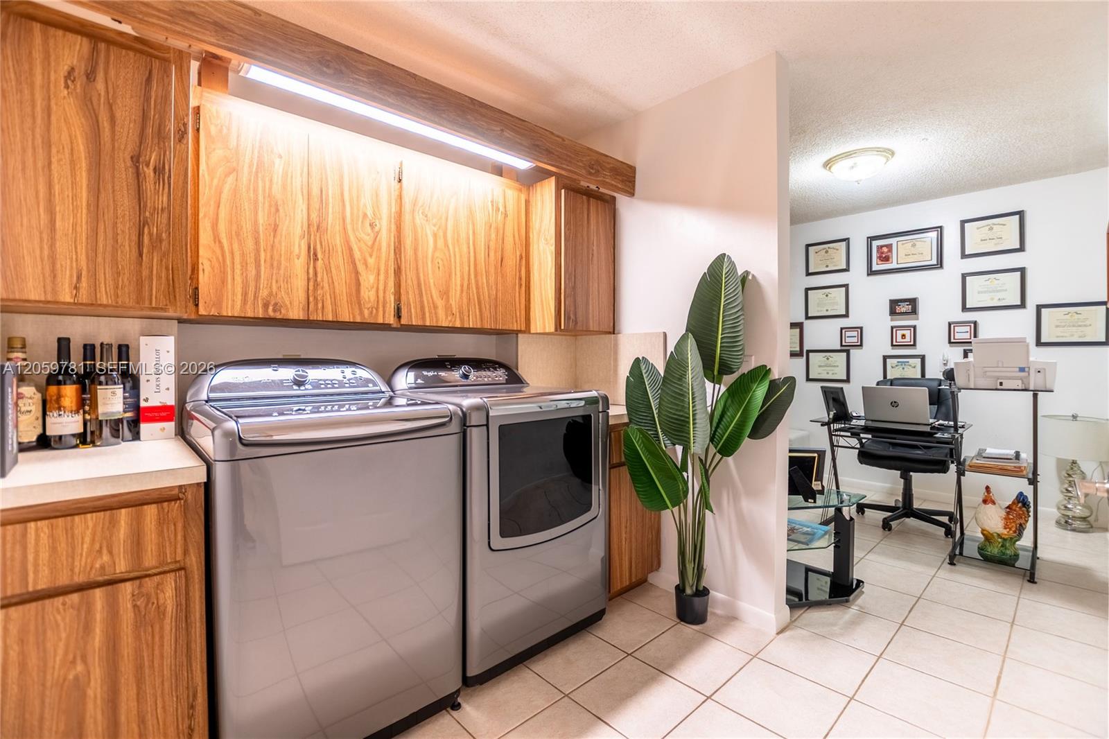 1508 S WHITEHALL # 206