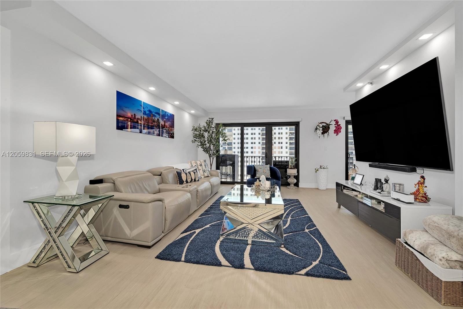 1201 S Ocean Drive # 1703N