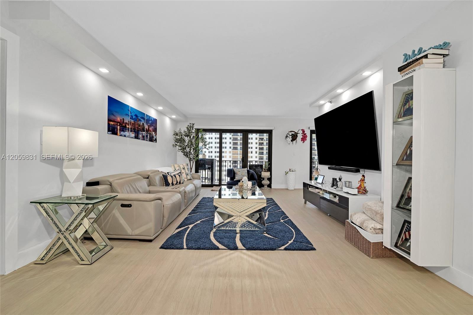 1201 S Ocean Drive # 1703N