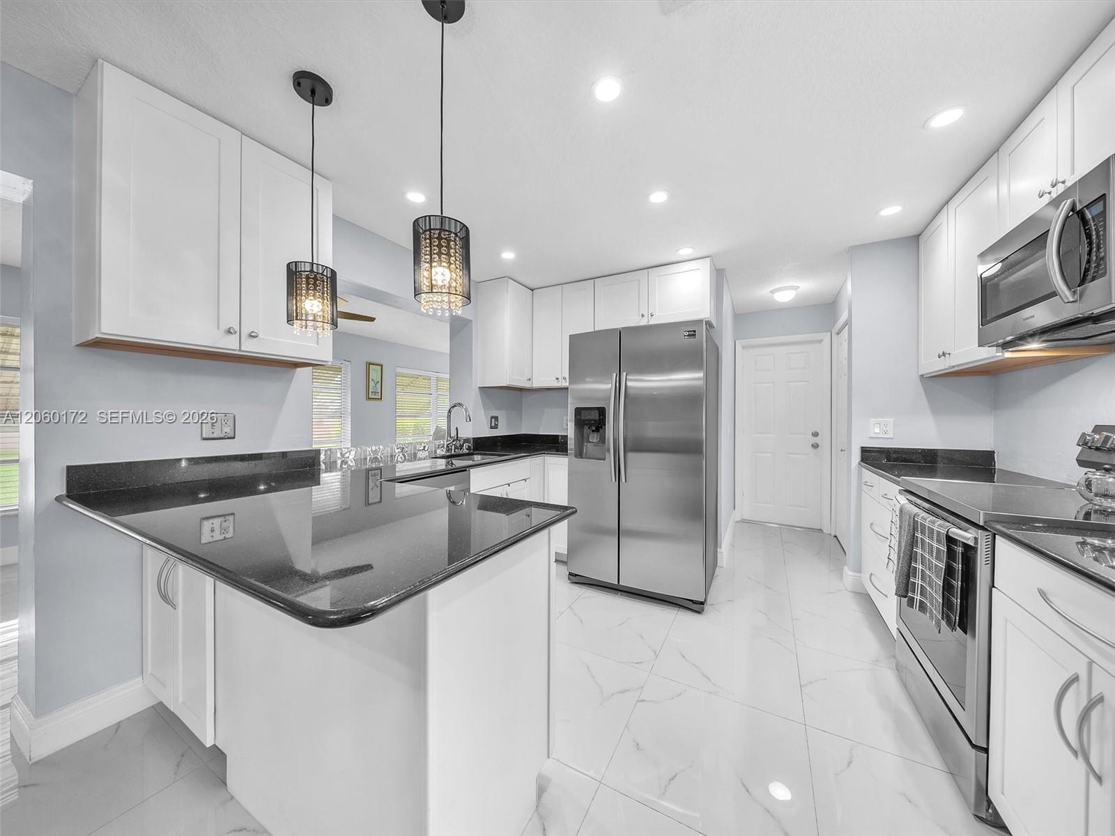 1221 NW 45th St