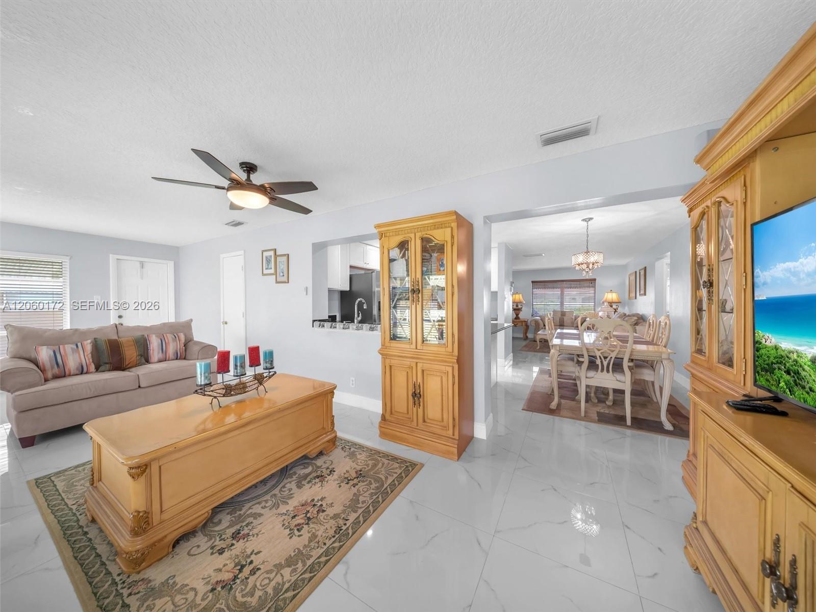 1221 NW 45th St