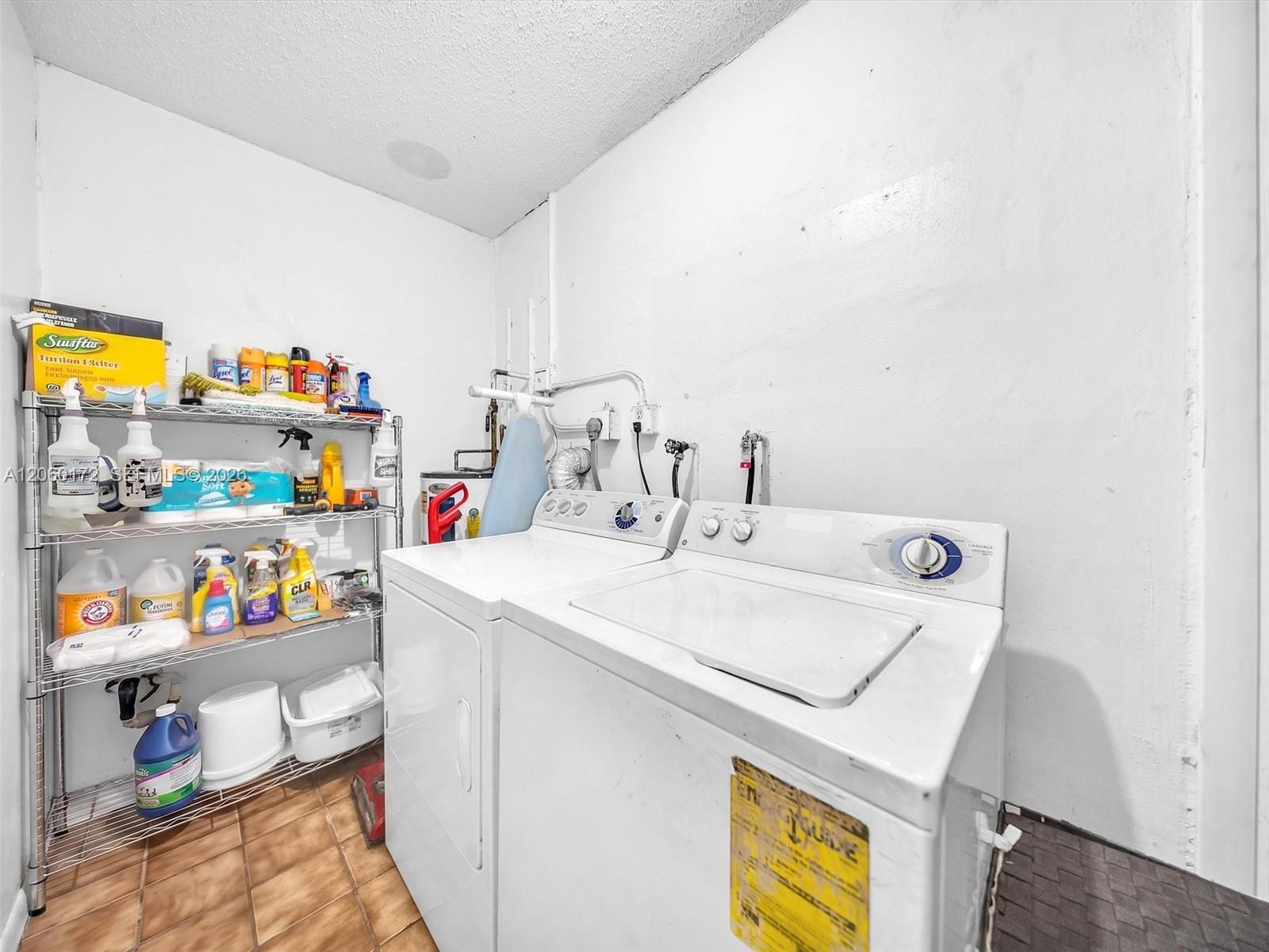 1221 NW 45th St
