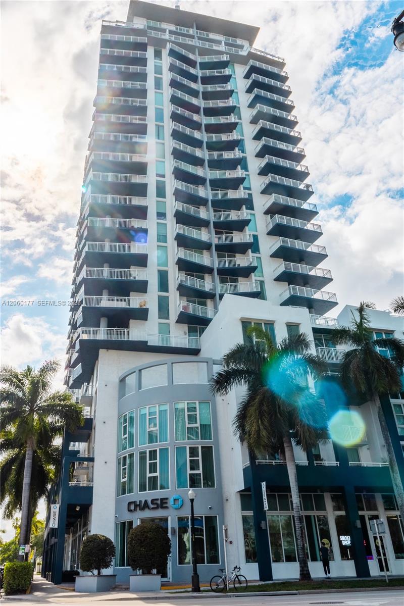 275 NE 18St # 1110