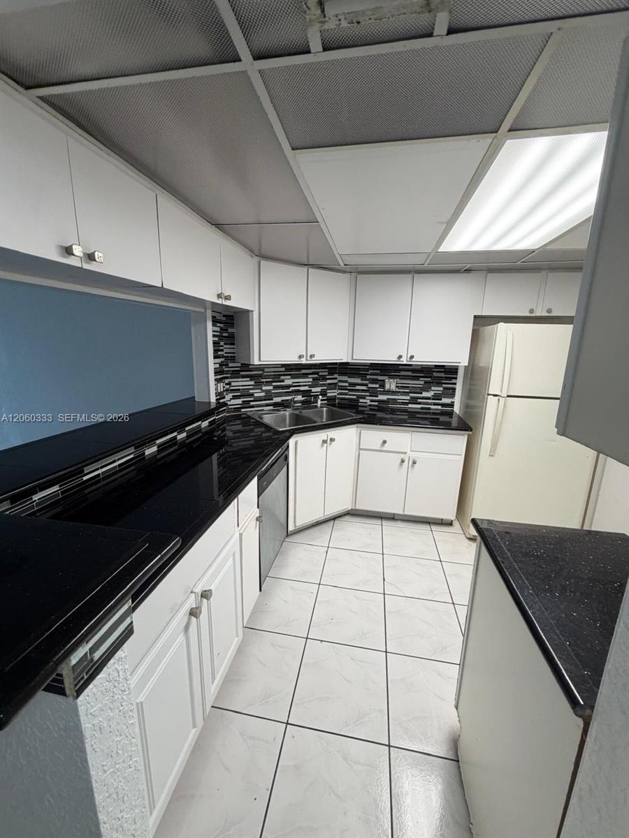 3300 Spanish Moss Ter # 412