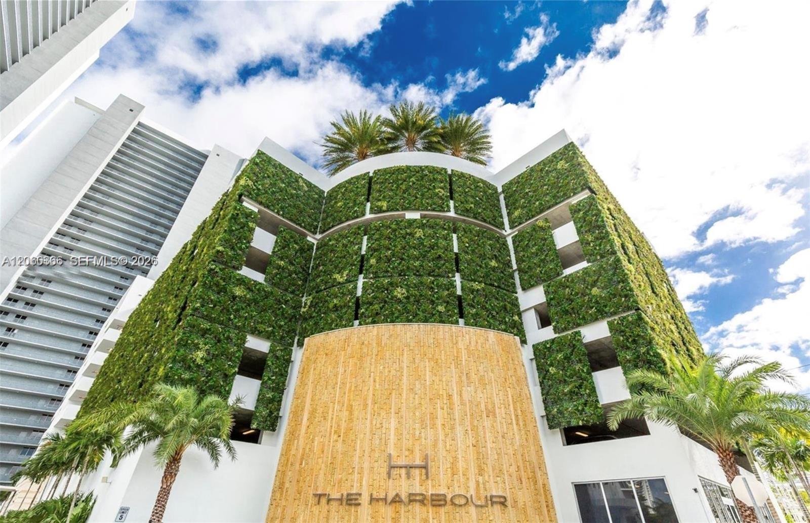 16385 Biscayne Blvd # 1818