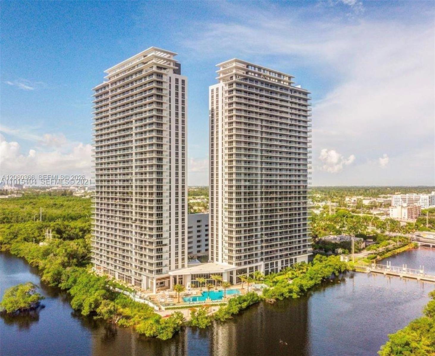 16385 Biscayne Blvd # 1818