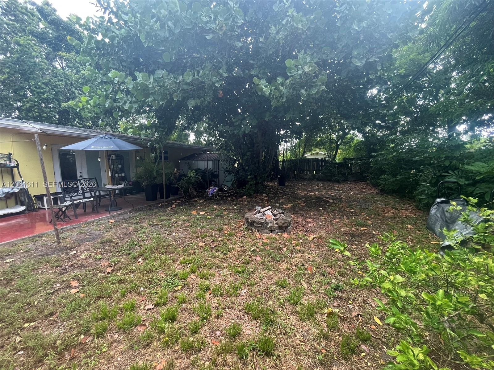 240 NE 23rd Ct