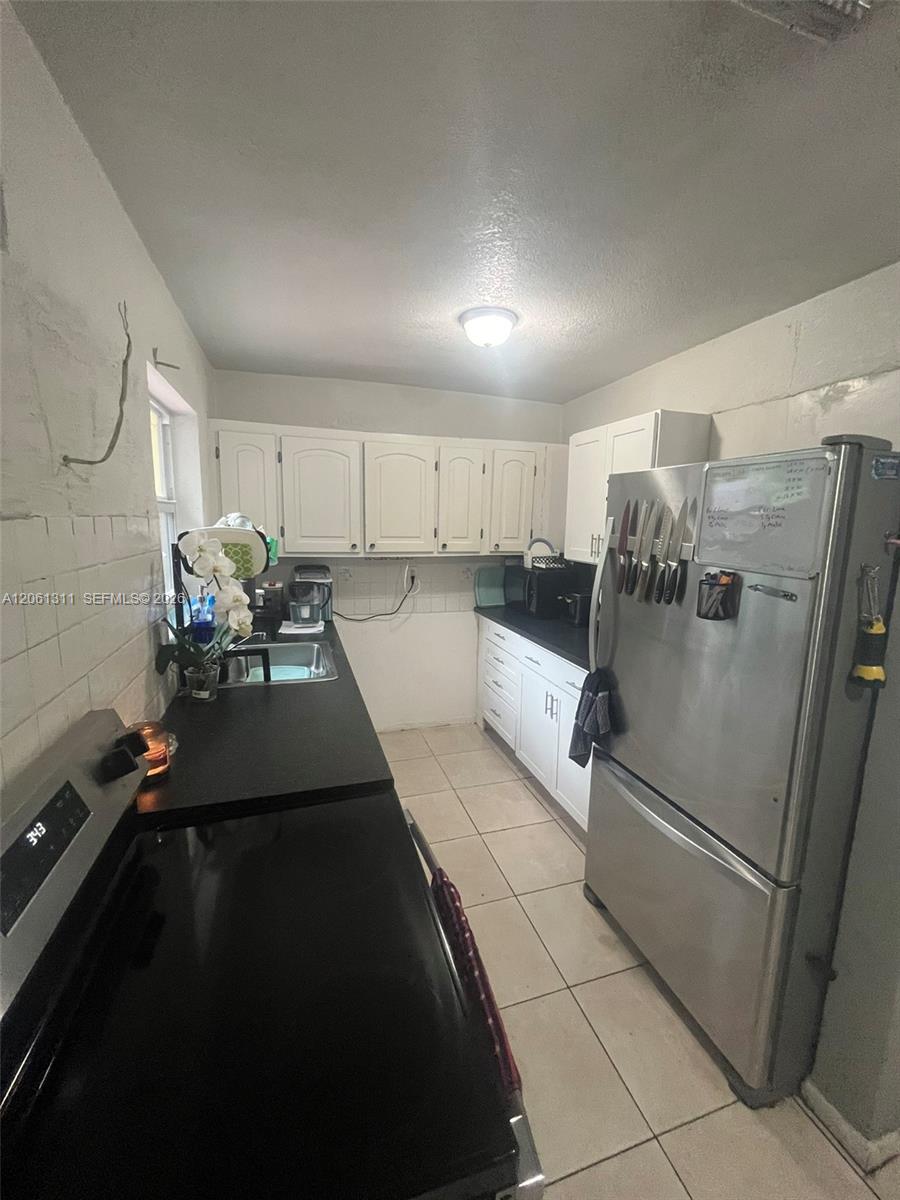 240 NE 23rd Ct