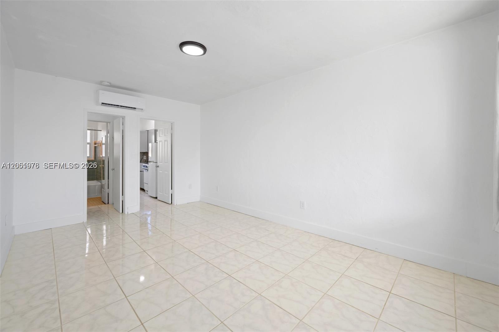 550 NE 82nd Ter # 7