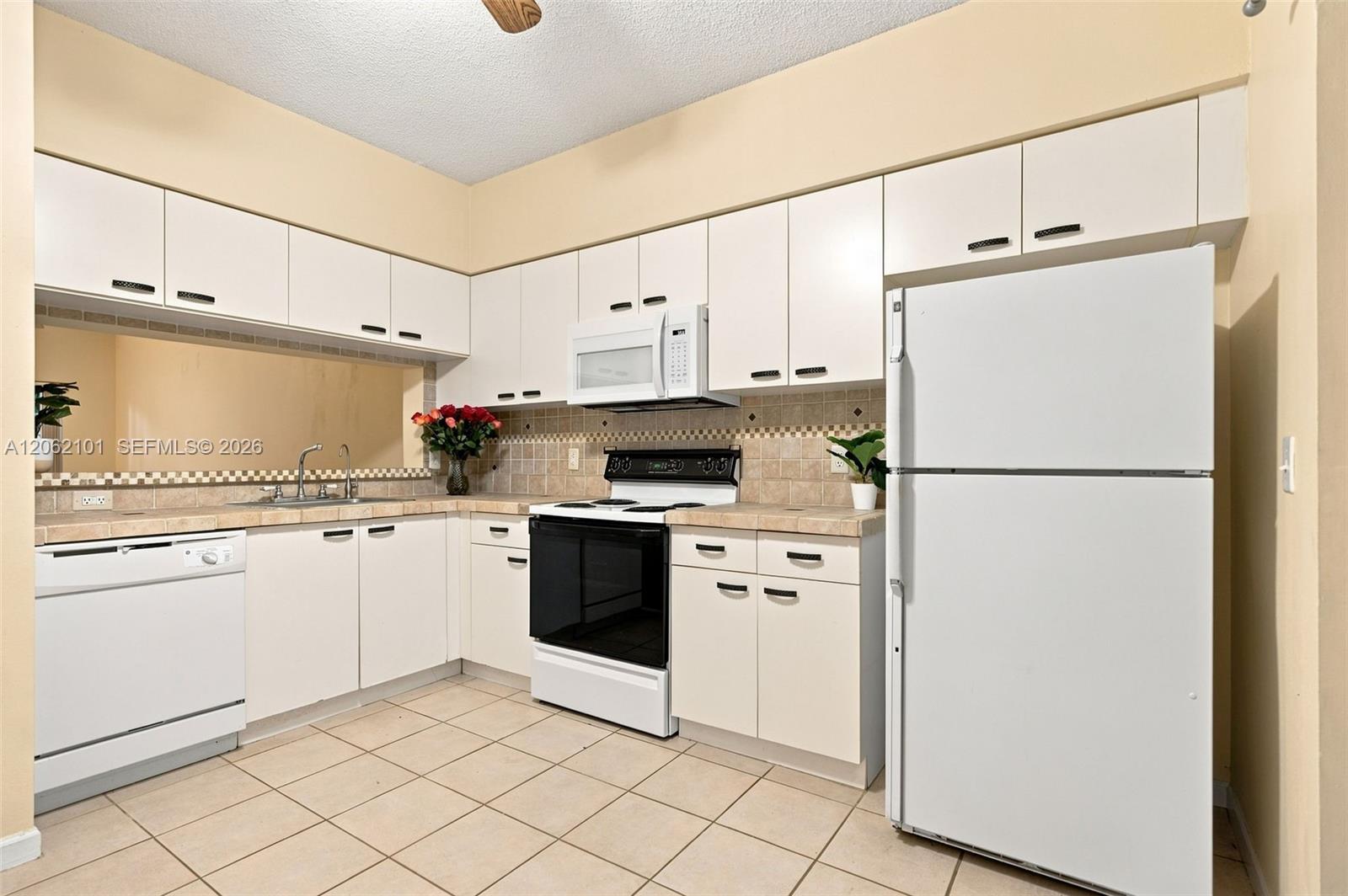 3329 Celebration Ln # 139